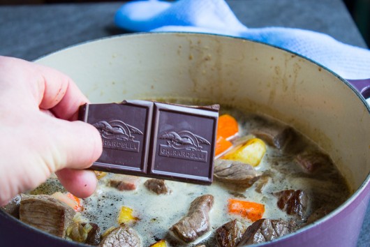 Boeuf à la bière noire et au chocolat