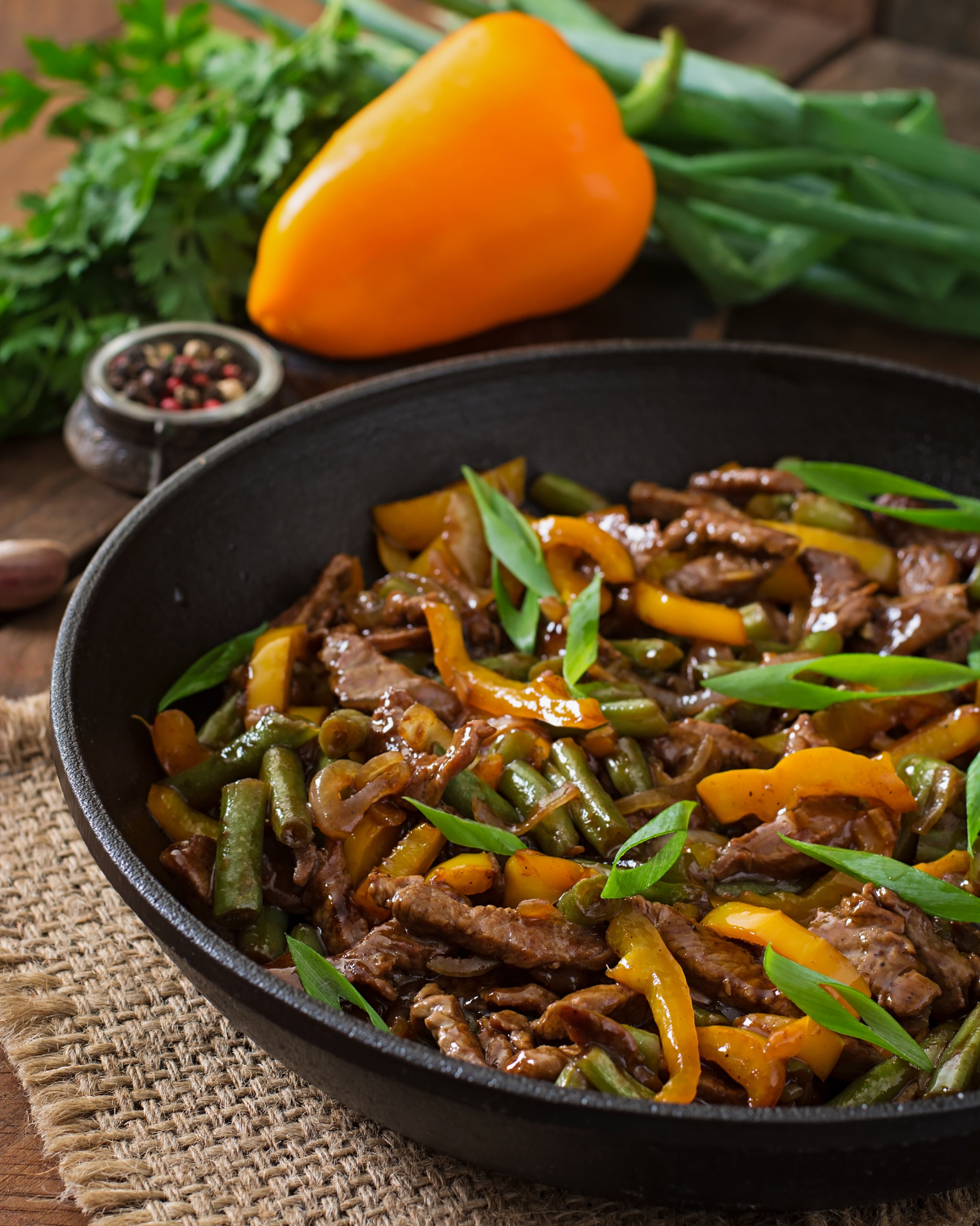 Bœuf et légumes sautés à la sauce soja